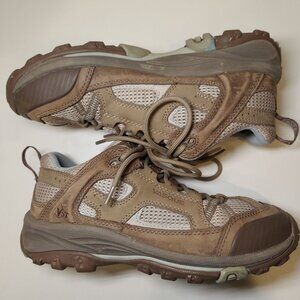 Vasque hiking shoe womens 7.5 tan leather Vibram soles trail outdoor gorpcore